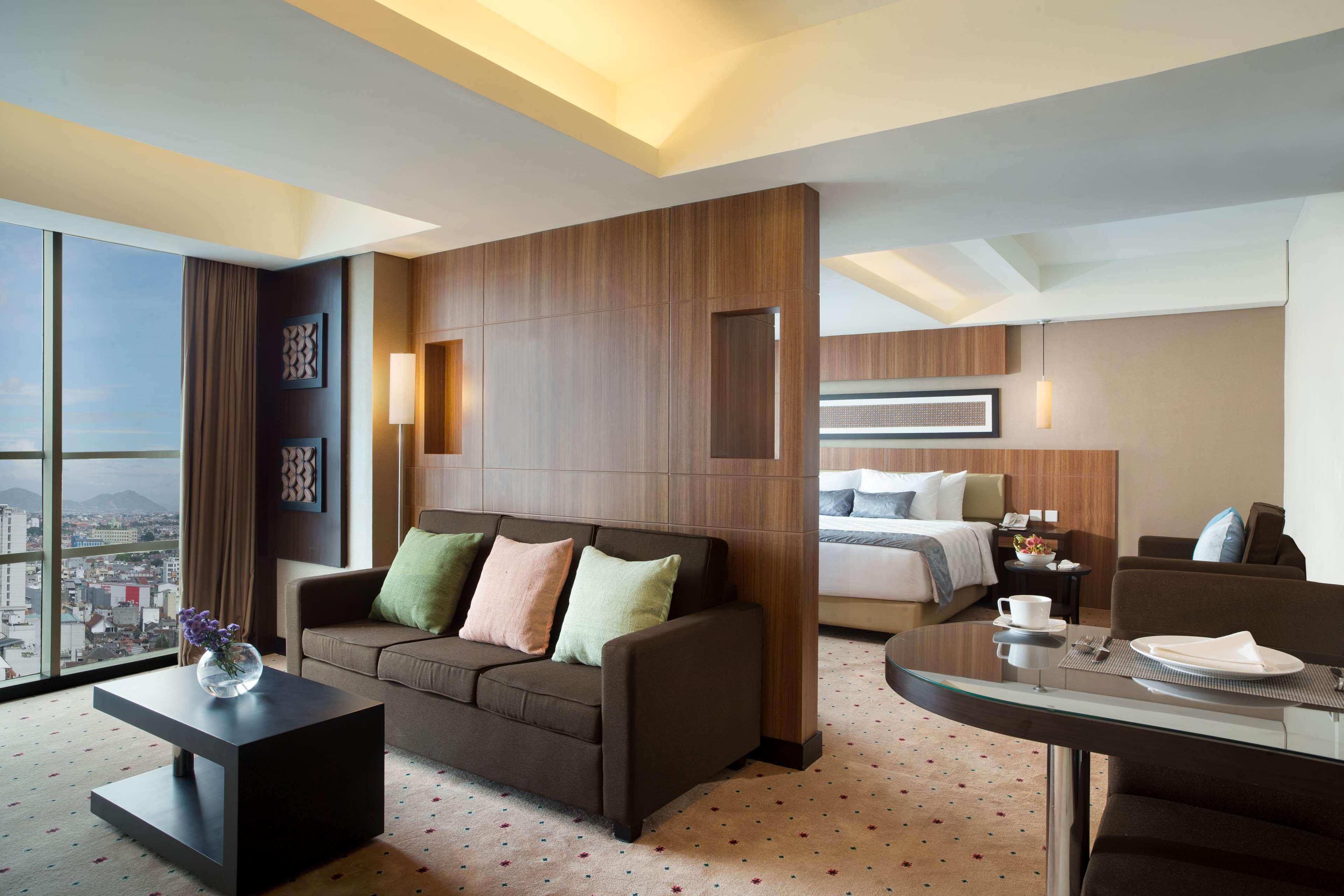 Best Western Premier La Grande Bandung Buitenkant foto